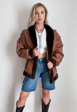 Load image into Gallery viewer, ASPEN FUR TRIM JACKET