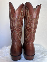 Load image into Gallery viewer, VINTAGE 1883 LUCCHESE CAIMAN INLAY COWBOY BOOTS