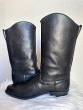 Load image into Gallery viewer, VINTAGE TONY LAMA LEATHER &amp; SILVER CONCHO COWBOY BOOTS