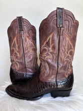 Load image into Gallery viewer, VINTAGE GENUINE EXOTIC LEATHER COWBOY BOOTS