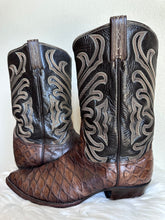 Load image into Gallery viewer, VINTAGE TONY LAMA EL REY EXOTIC COWBOY BOOTS