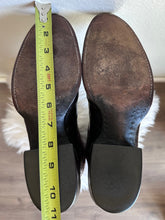 Load image into Gallery viewer, VINTAGE GENUINE EXOTIC LEATHER COWBOY BOOTS