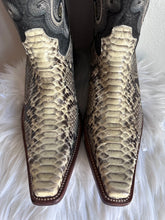 Load image into Gallery viewer, EL GENERAL COWBOY BOOTS